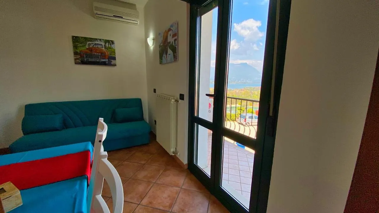מנרבה דל גארדה Residence Bellavista מלון דירות מנרבה דל גארדה